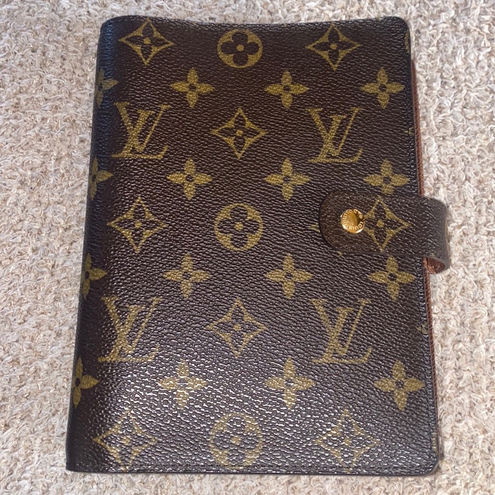 SOLD Louis Vuitton Monogram MM Size Agenda